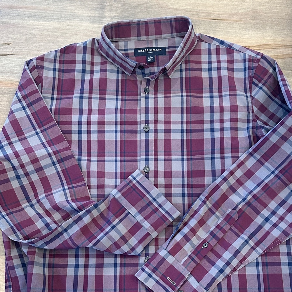 Mizzen+Main Men's Plaid Button-Down Shirt - Burgundy and Navy (No Tuck)
